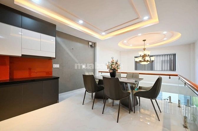 Đi nước ngoài định cư bán gấp nhà ở đường Dương Tử Giang, phường 12, q