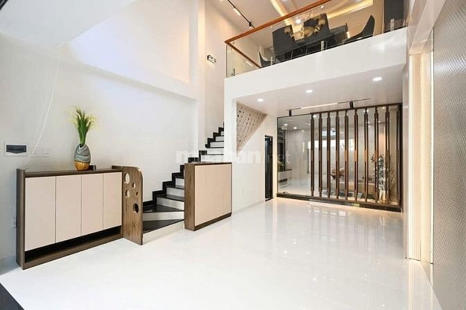 Đi nước ngoài định cư bán gấp nhà ở đường Dương Tử Giang, phường 12, q