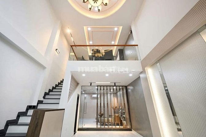 Đi nước ngoài định cư bán gấp nhà ở đường Dương Tử Giang, phường 12, q