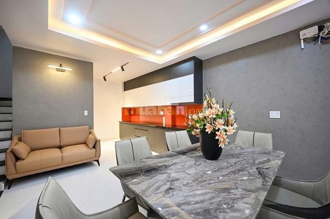 Đi nước ngoài định cư bán gấp nhà ở đường Dương Tử Giang, phường 12, q