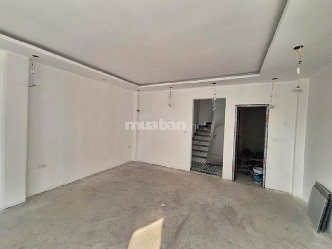 Bán nhà Định Công Hạ- Hoàng Mai, DT 37m x 7 tầng. Thang máy, ô tô đỗ c