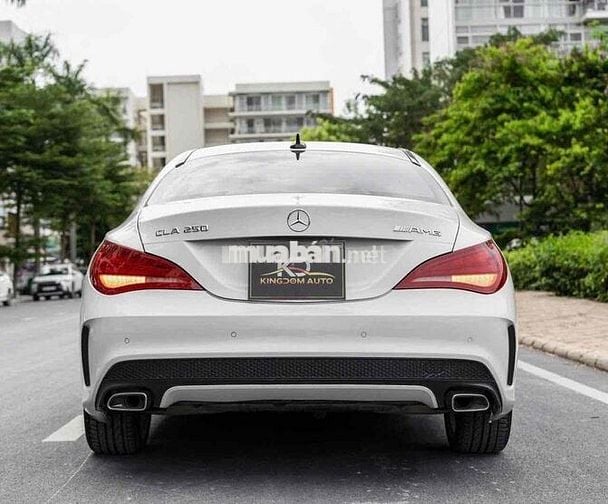 CLA250 4Matic Model 2015 màu trắng nhập Hungary
