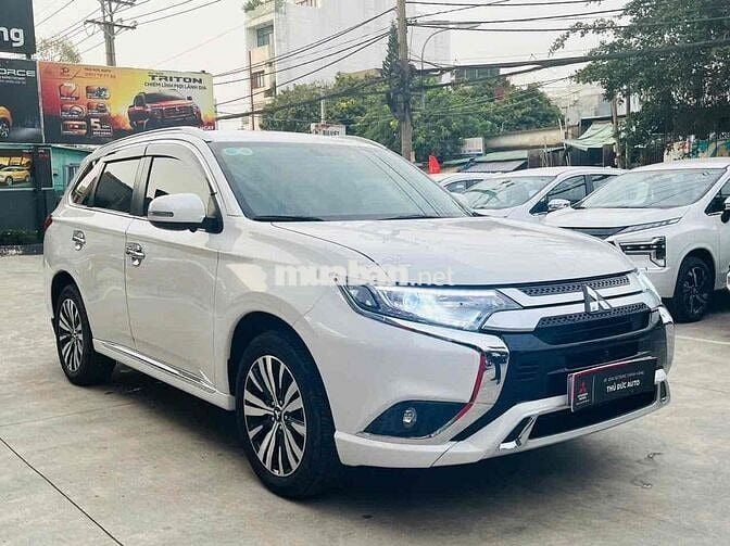 Mitsubishi Outlander 2023 2.0 CVT - 7000 km