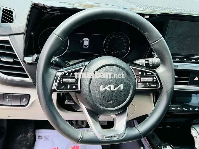 Kia Seltos 2023 1.4 Turbo Premium - 13450 km