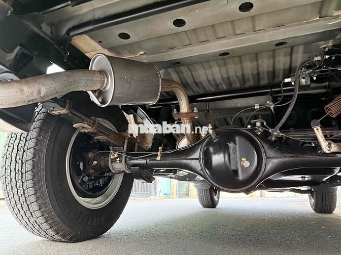 Ford Everest máy dầu số sàn