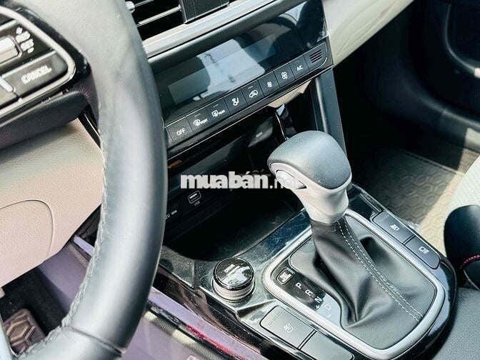 Kia Seltos 2023 1.4 Turbo Premium - 13450 km