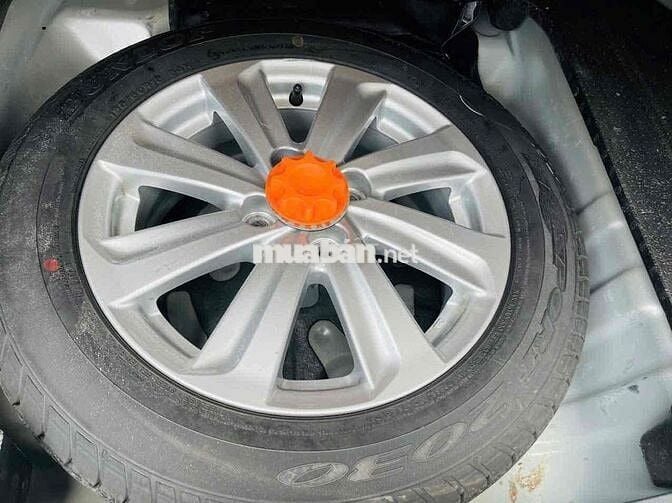 Toyota Vios 2017 1.5E MT - 300000 km