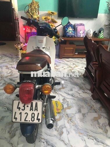 cháu ra trường đổi xe nên bán lại xe 50 cc đời mới