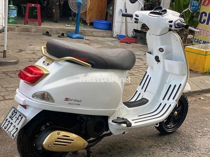 Vesspa đèn vuông 3v ie