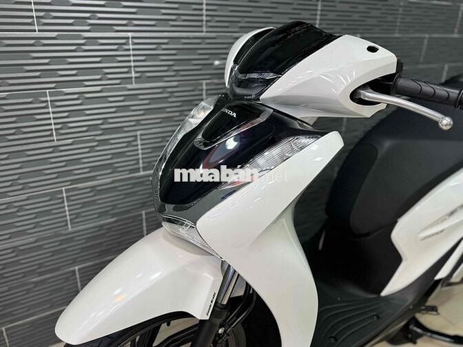 Honda SH160 date 2023 Trắng Đen Bstp Ngay Chủ