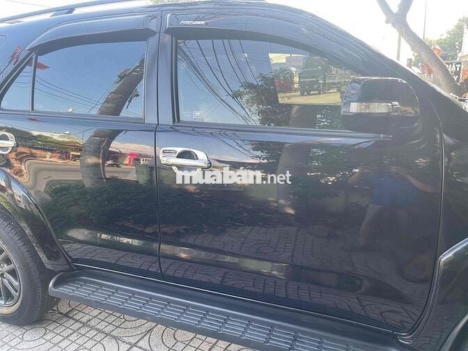 Toyota Fortuner 2014 - 100000 km