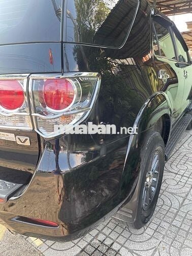Toyota Fortuner 2014 - 100000 km