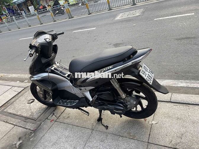Honda air blade FI 2010 mới 90% bstp chính chủ