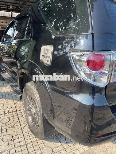 Toyota Fortuner 2014 - 100000 km