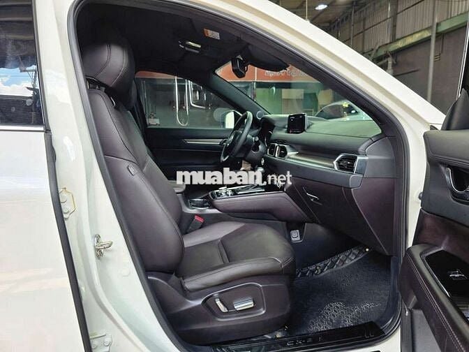 Mazda CX 8 2020 Premium 1 cầu,màu trắng, 26.000 km