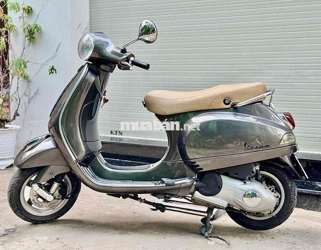 Vespa Lx125 3vie 2017 chính chủ cần bán rẻ