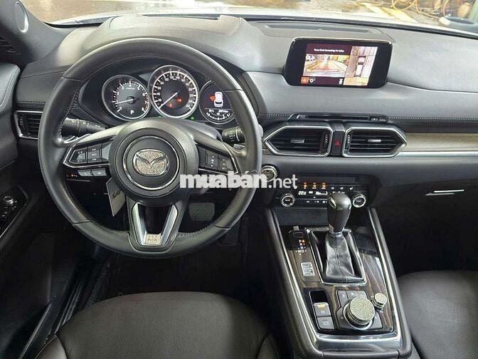 Mazda CX 8 2020 Premium 1 cầu,màu trắng, 26.000 km