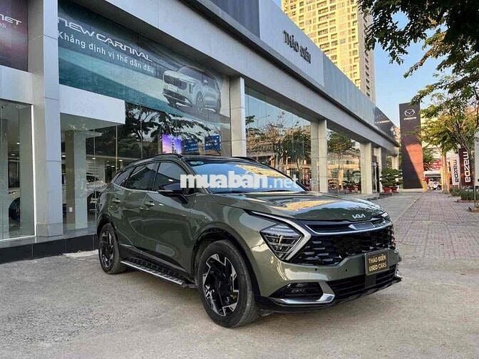Kia Sportage 2023 Signature 1.6T AWD - 30200 km