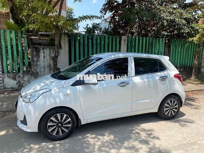 Gia đình cần bán i10 2017 số sàn tại Quảng Nam
