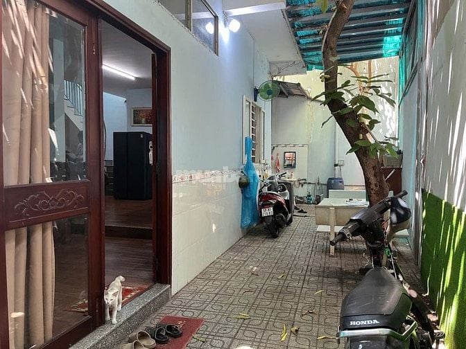 vila sân vườn trung tâm gò vấp 