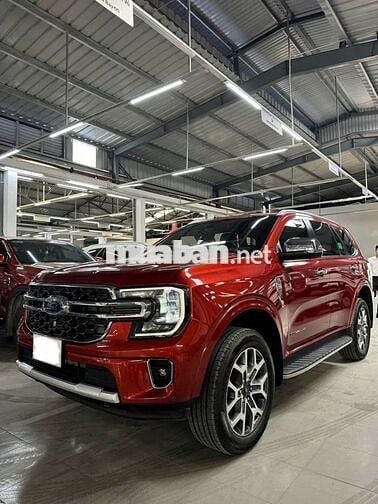 Ford Everest 2.0Titanium 4x2AT sx 2022 - 24000 km