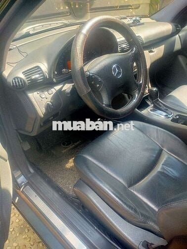 Mercedes Benz C240
