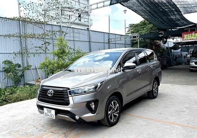 Toyota Innova 2.0E MT 2022 - 62000km