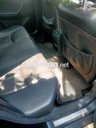 Mercedes Benz C240