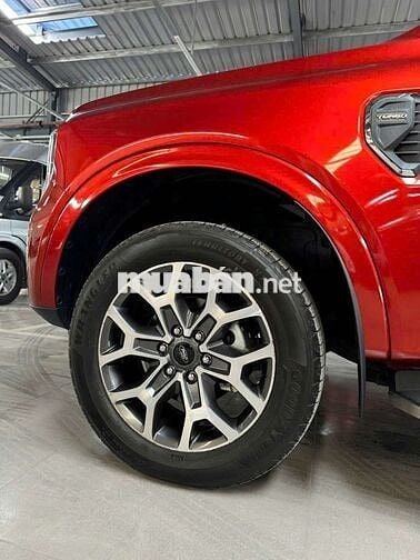 Ford Everest 2.0Titanium 4x2AT sx 2022 - 24000 km