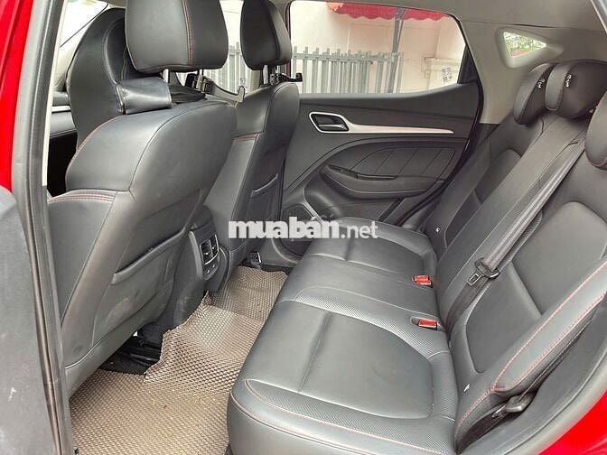 MG ZS 2023 STD - 23000 km