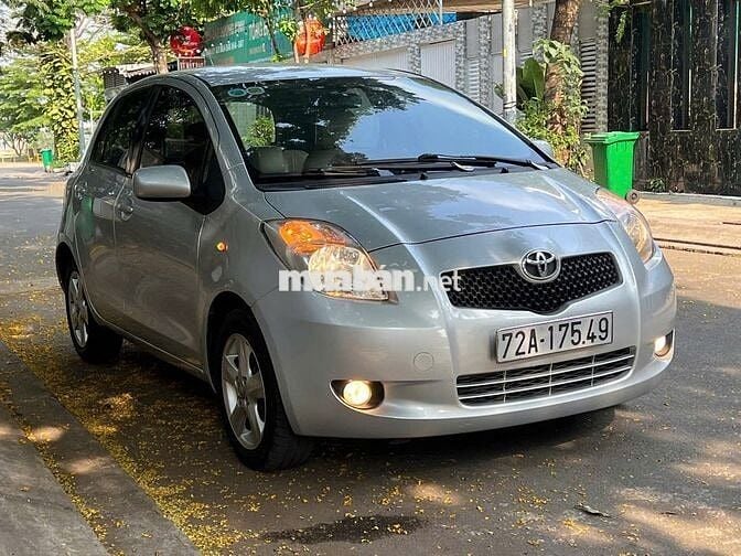Toyota Yaris 2007 1.3 AT - ghi bạc đẹp