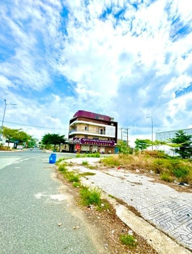 BÁN GẤP NỀN 125m2 LIỀN KỀ TTTM, CHÍNH CHỦ BÁN GIÁ 1tỷ865