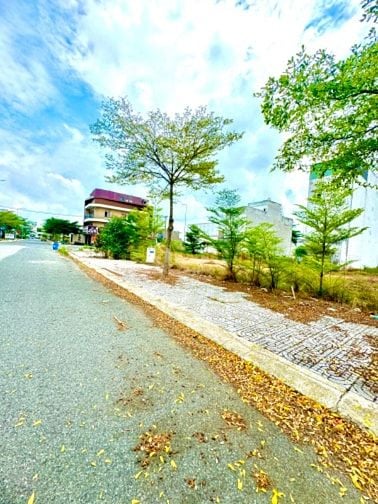 BÁN GẤP NỀN 125m2 LIỀN KỀ TTTM, CHÍNH CHỦ BÁN GIÁ 1tỷ865