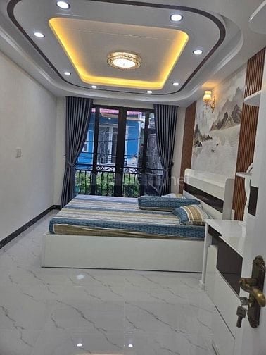 HẺM OTO HAI BÀ TRƯNG, QUẬN 3 NHÀ 3 TẦNG GIÁ 4TỶ500 /45m2 CHO THUÊ 18TR