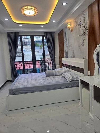 HẺM OTO HAI BÀ TRƯNG, QUẬN 3 NHÀ 3 TẦNG GIÁ 4TỶ500 /45m2 CHO THUÊ 18TR
