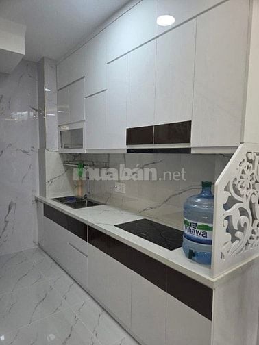 HẺM OTO HAI BÀ TRƯNG, QUẬN 3 NHÀ 3 TẦNG GIÁ 4TỶ500 /45m2 CHO THUÊ 18TR