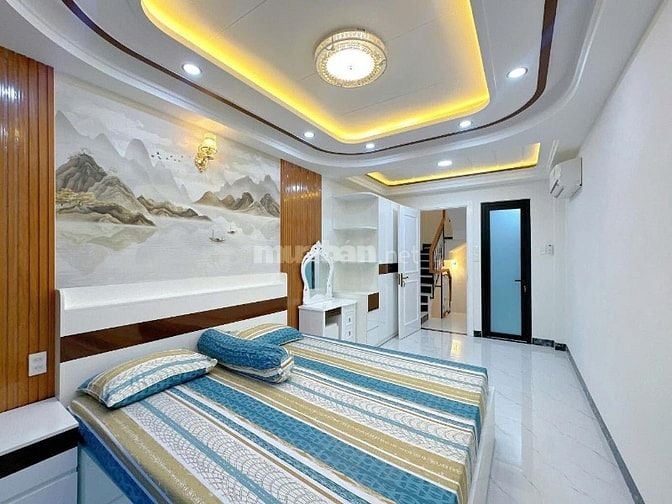 HẺM OTO HAI BÀ TRƯNG, QUẬN 3 NHÀ 3 TẦNG GIÁ 4TỶ500 /45m2 CHO THUÊ 18TR