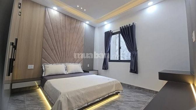Chốt Nhanh! Nhà 3 Lầu, 5PN Quận 3 – Giá Chỉ 3 Tỷ 630 – Sổ Riêng