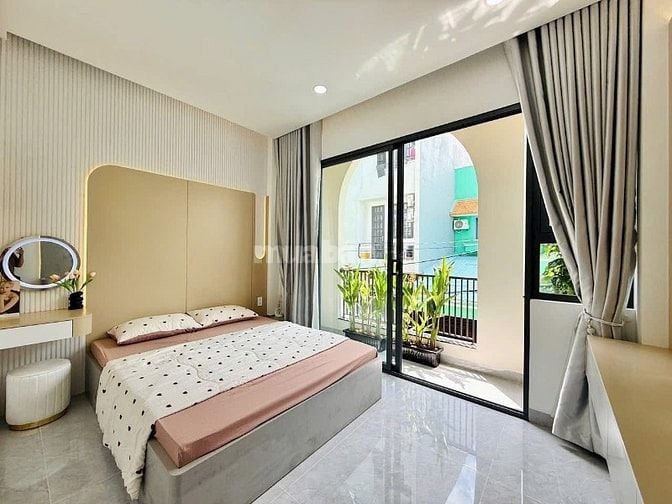 Cần tiền bán gấp nhà Tam Đảo, P15, Q10. 72m2. Hẻm xe hơi chỉ 2,87tỷ