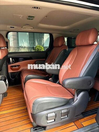 Carnival 2022 signatural 7 ghế siêu đẹp xuất VAT