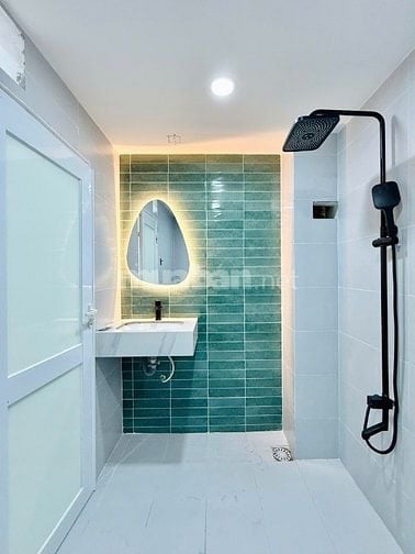 Nhà bán 52m² Trần Đình Xu, Quận 1, vị trí kinh doanh tốt, giá 6tỷ8 SHR