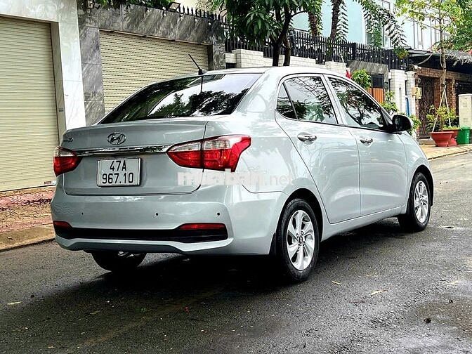 Hyundai Grand i10 2018 Sedan 1.2 MT - bản đủ