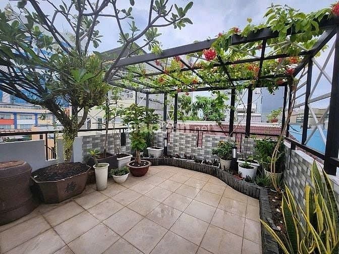Cho thuê nhà hẻm 4m Lý Thái Tổ, P9, Q.3 giá 25tr