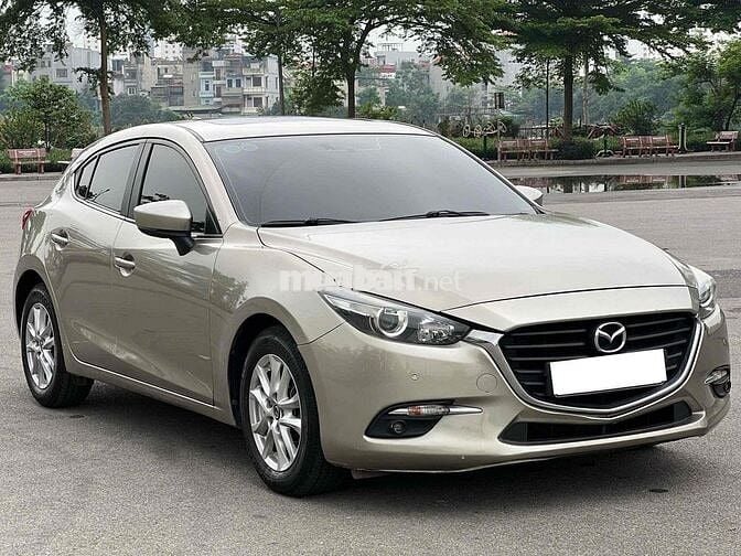 Mazda 3 2018 1.5 AT Hatback - 62000 km