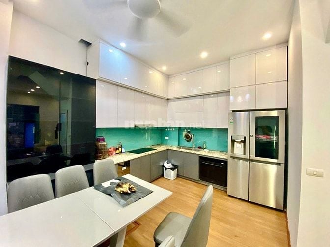 NGÕ Ô TÔ, NGÕ THÔNG RỘNG, KHƯƠNG TRUNG THANH XUÂN 45M2 4 TẦNG , MT 5M.
