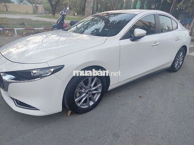 Mazda 3 2021 1.5 Luxury - 27000 km