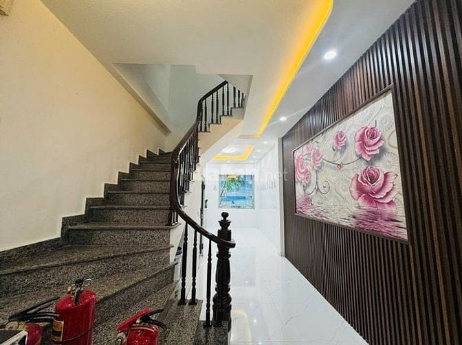  Bán gấp siêu phẩm nhà Nam Từ Liêm 40m2-5 Tầng- Ô tô đỗ cửa – 8 tỷ 