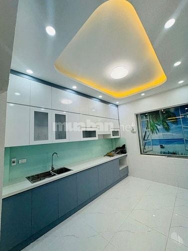  Bán gấp siêu phẩm nhà Nam Từ Liêm 40m2-5 Tầng- Ô tô đỗ cửa – 8 tỷ 
