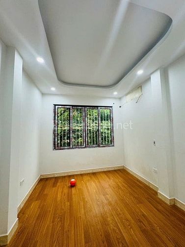  Bán gấp siêu phẩm nhà Nam Từ Liêm 40m2-5 Tầng- Ô tô đỗ cửa – 8 tỷ 