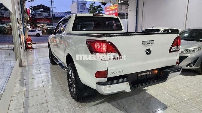 Mazda BT 50 2018 2.2L 4x2 AT - 90000 km. Xe đẹp.